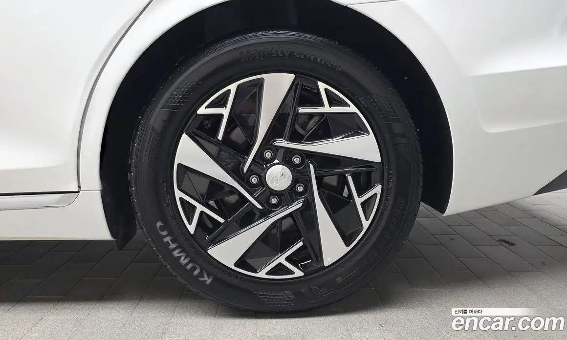 Hyundai Grandeur 2022 2.4 автомат (гидро), фото 7