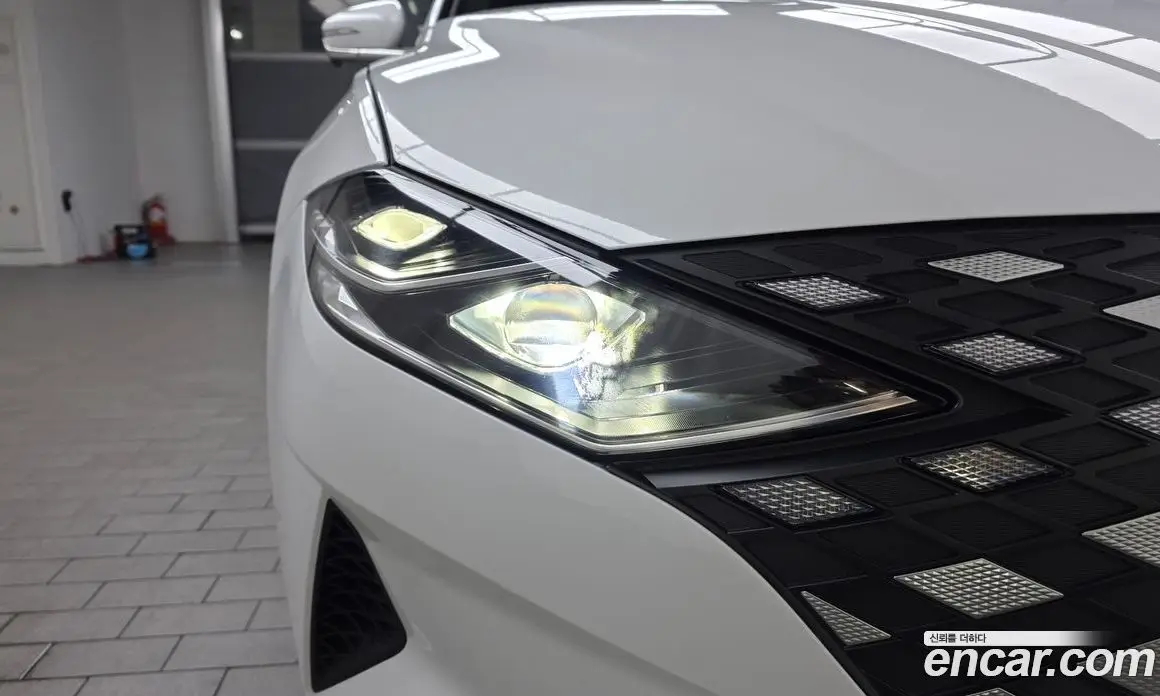 Hyundai Grandeur 2022 2.4 автомат (гидро), фото 8