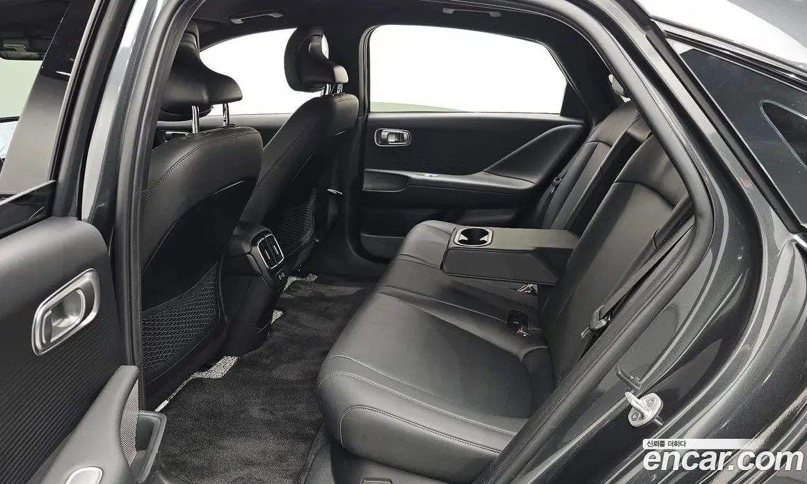 Hyundai Ioniq 6 2023 0.1 автомат (гидро), фото 15