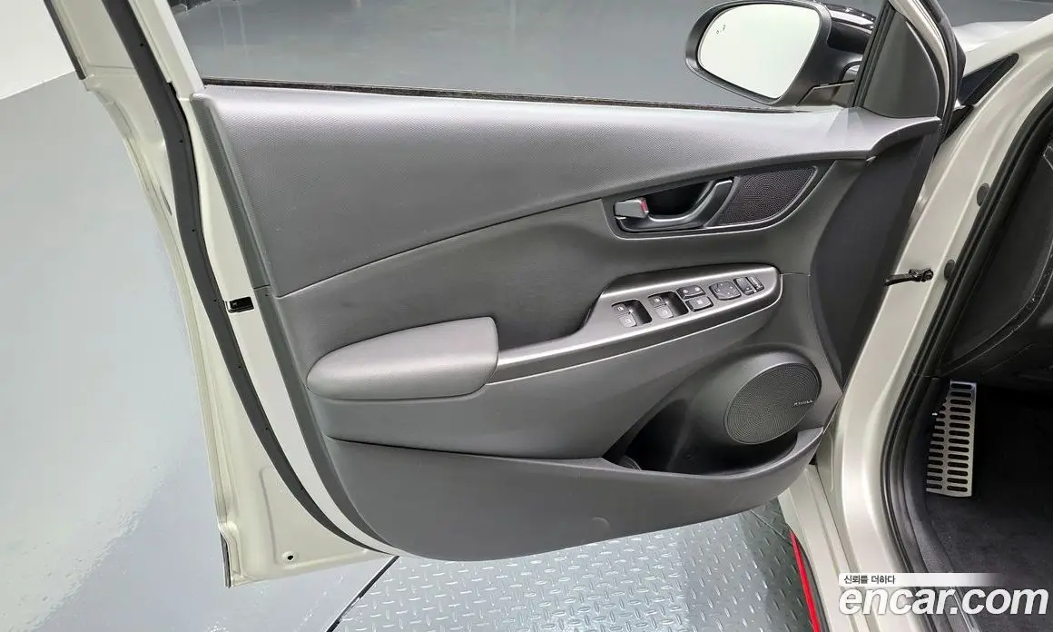 Hyundai Kona 2022 2.0 автомат (гидро), фото 14 Hyundai Kona 2022 2.0 автомат (гидро), фото 14