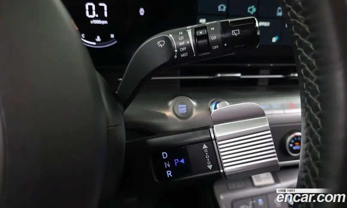 Hyundai Kona 2023 1.6 автомат (гидро), фото 11