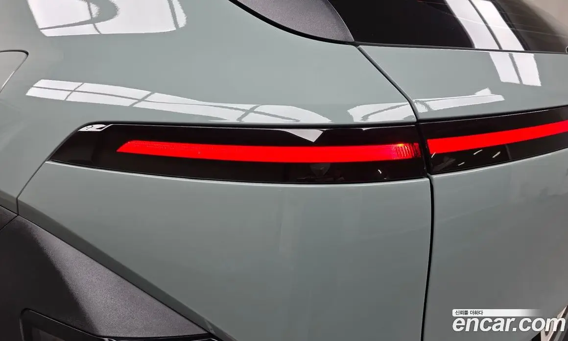 Hyundai Kona 2023 1.6 автомат (гидро), фото 8