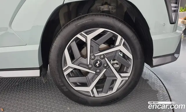 Hyundai Kona 2024 1.6 автомат (гидро), миниатюра 7