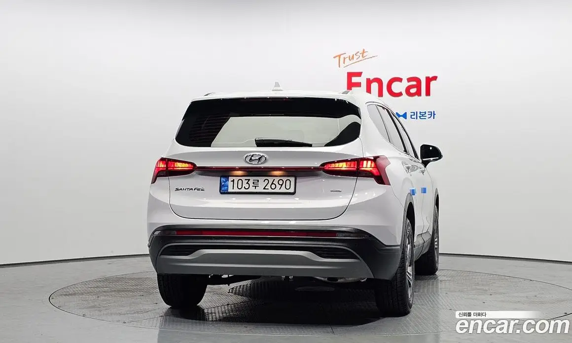 Hyundai Santa Fe 2022 2.5 автомат (гидро), фото 4 Hyundai Santa Fe 2022 2.5 автомат (гидро), фото 4