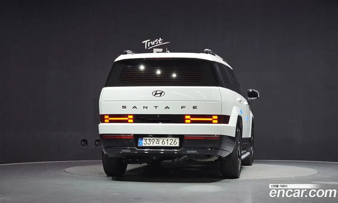 Hyundai Santa Fe 2024 1.6 автомат (гидро), фото 3