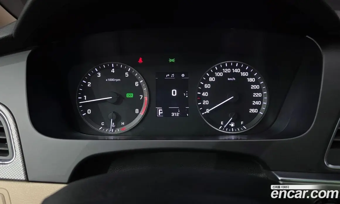 Hyundai Sonata 2014 2.0 автомат (гидро), фото 11 Hyundai Sonata 2014 2.0 автомат (гидро), фото 11
