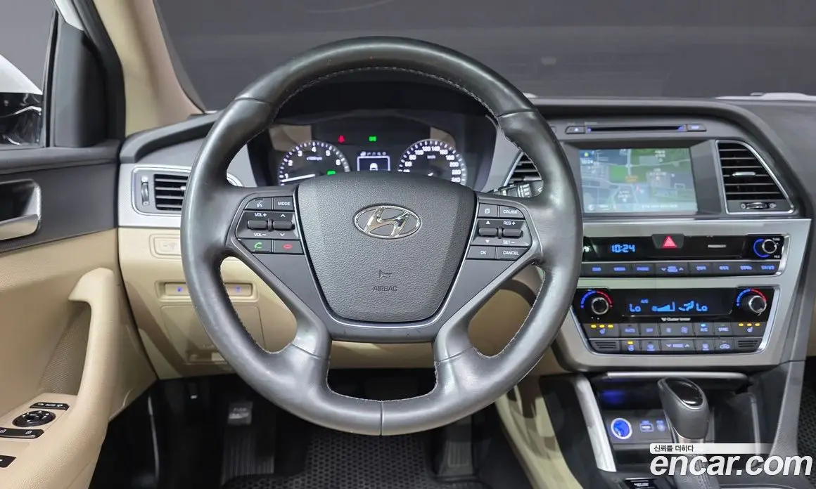 Hyundai Sonata 2014 2.0 автомат (гидро), фото 20 Hyundai Sonata 2014 2.0 автомат (гидро), фото 20