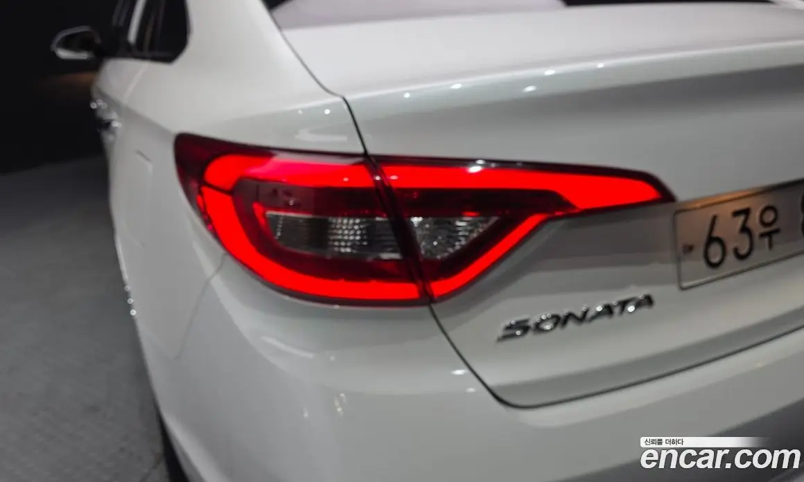Hyundai Sonata 2014 2.0 автомат (гидро), фото 9 Hyundai Sonata 2014 2.0 автомат (гидро), фото 9