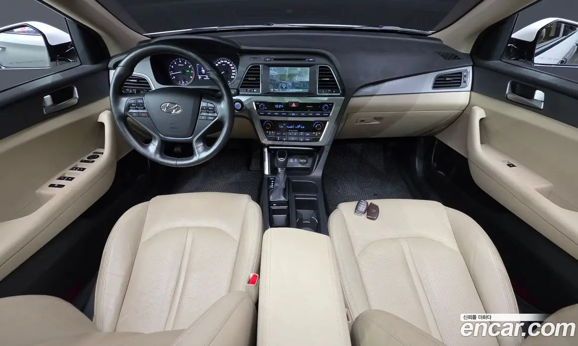 Hyundai Sonata 2014 2.0 автомат (гидро), фото 10 Hyundai Sonata 2014 2.0 автомат (гидро), фото 10