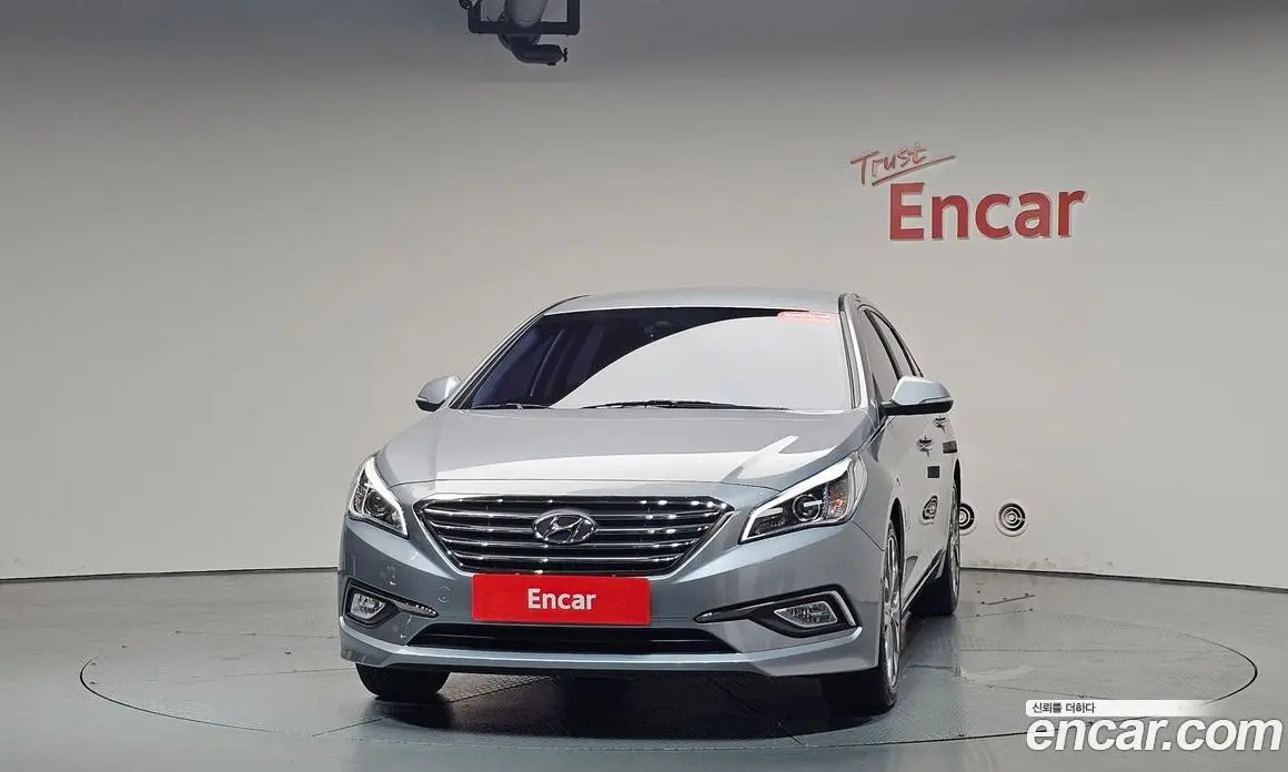Hyundai Sonata 2015 2.0 автомат (гидро), фото 2 Hyundai Sonata 2015 2.0 автомат (гидро), фото 2