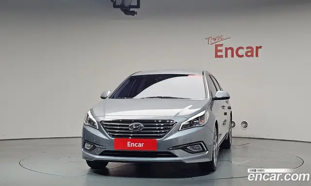 Hyundai Sonata 2015 2.0 автомат (гидро), миниатюра 2 Hyundai Sonata 2015 2.0 автомат (гидро), миниатюра 2