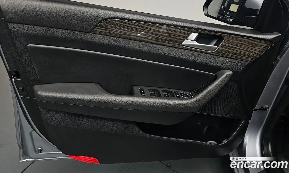 Hyundai Sonata 2015 2.0 автомат (гидро), фото 13 Hyundai Sonata 2015 2.0 автомат (гидро), фото 13