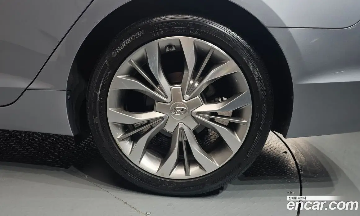 Hyundai Sonata 2015 2.0 автомат (гидро), фото 6 Hyundai Sonata 2015 2.0 автомат (гидро), фото 6