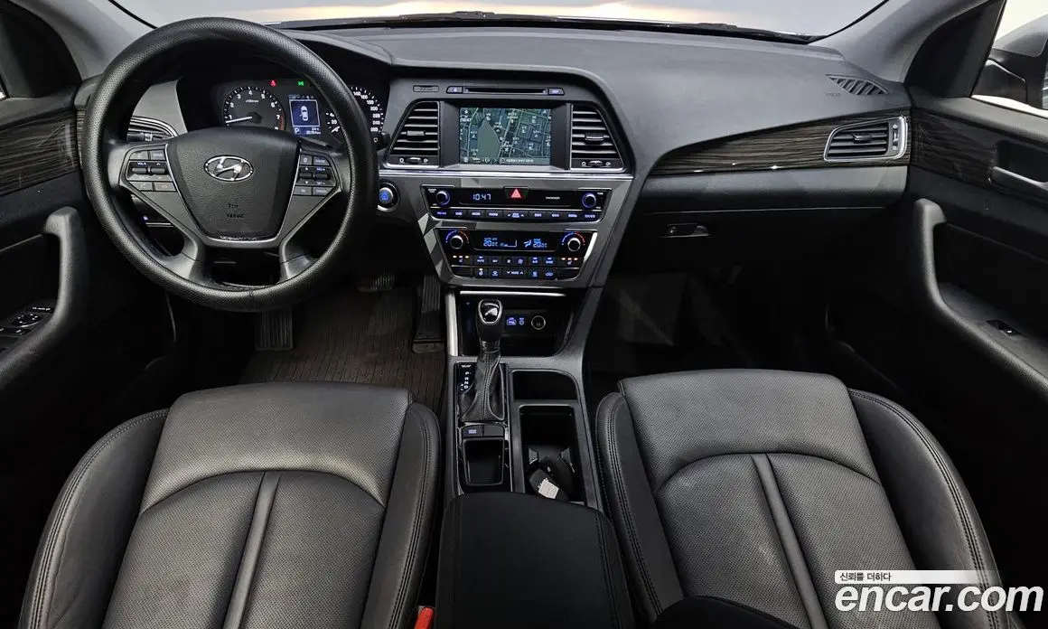 Hyundai Sonata 2015 2.0 автомат (гидро), фото 9 Hyundai Sonata 2015 2.0 автомат (гидро), фото 9