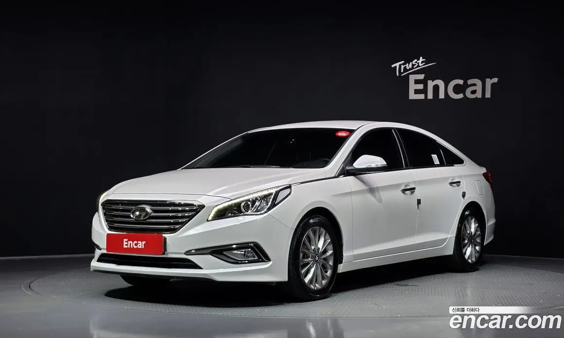 Hyundai Sonata 2017 2.0 автомат (гидро), фото 1 Hyundai Sonata 2017 2.0 автомат (гидро), фото 1