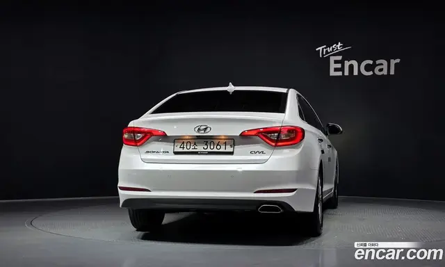 Hyundai Sonata 2017 2.0 автомат (гидро), миниатюра 4 Hyundai Sonata 2017 2.0 автомат (гидро), миниатюра 4