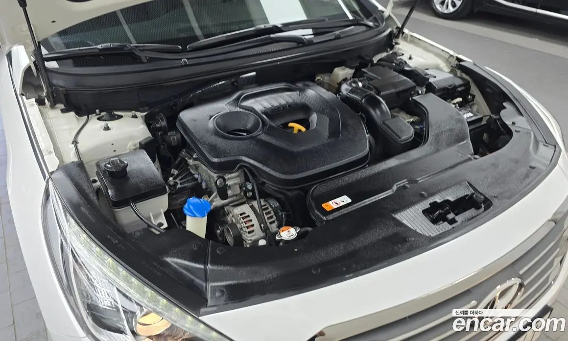 Hyundai Sonata 2017 2.0 автомат (гидро), фото 6 Hyundai Sonata 2017 2.0 автомат (гидро), фото 6
