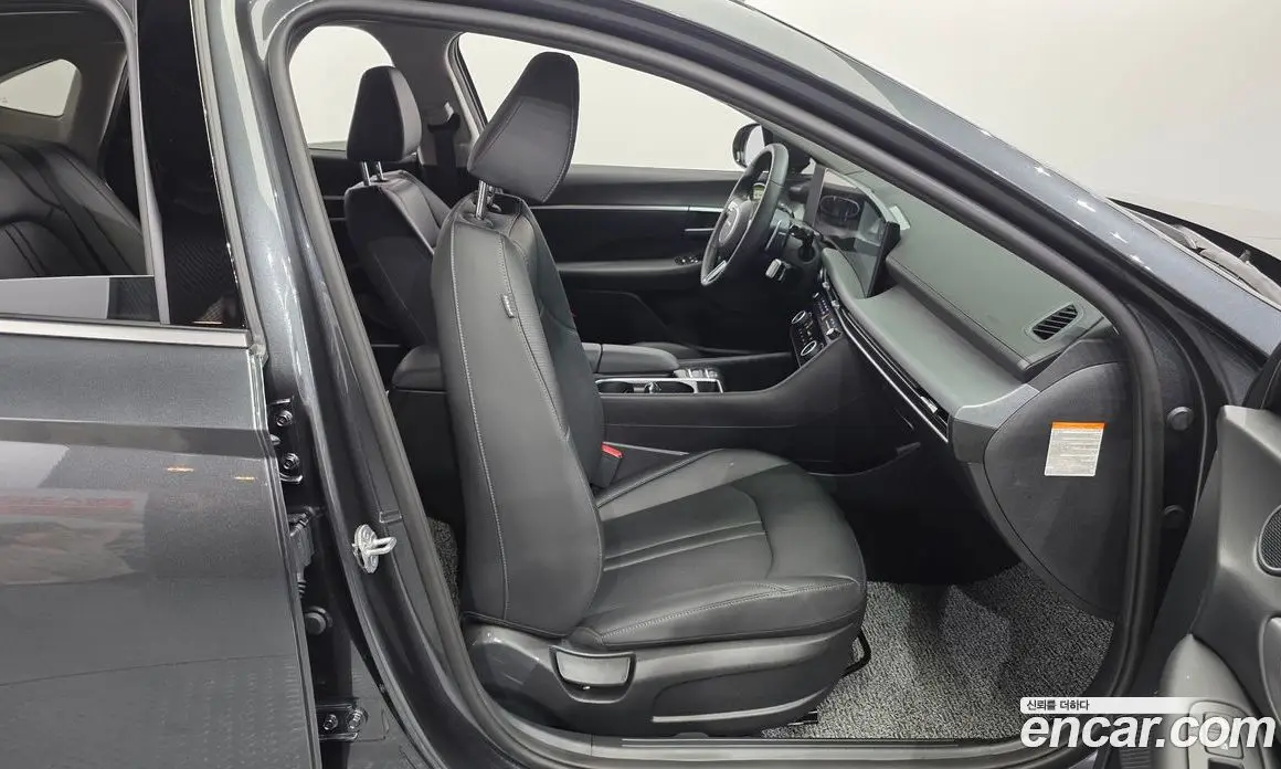 Hyundai Sonata 2026 2.0 автомат (гидро), фото 17
