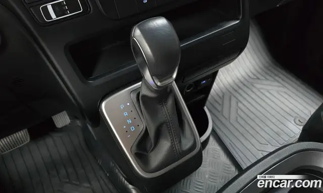 Hyundai Staria 2021 2.2 автомат (гидро), миниатюра 11