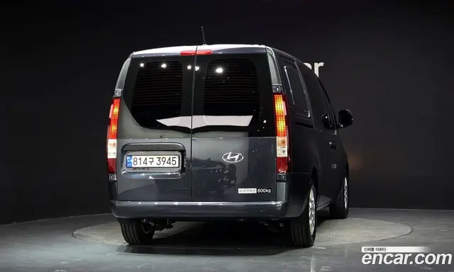 Hyundai Staria 2023 2.2 автомат (гидро), миниатюра 4