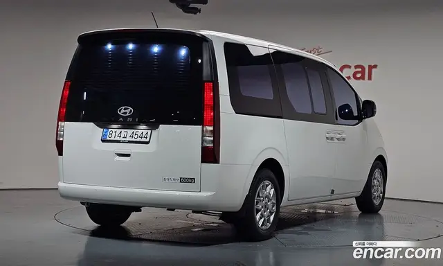 Hyundai Staria, 2025, 16 756 км