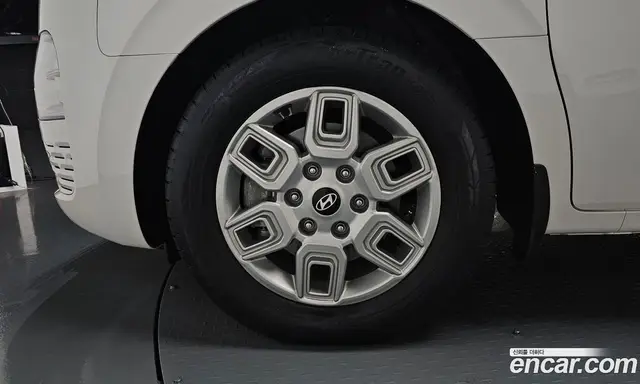 Hyundai Staria 2025 2.2 автомат (гидро), миниатюра 4 Hyundai Staria 2025 2.2 автомат (гидро), миниатюра 4