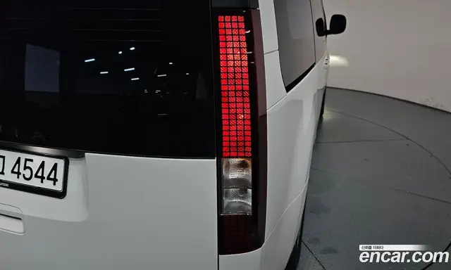 Hyundai Staria 2025 2.2 автомат (гидро), миниатюра 8 Hyundai Staria 2025 2.2 автомат (гидро), миниатюра 8