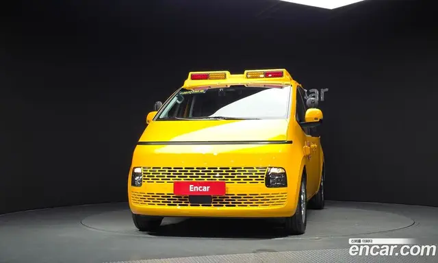 Hyundai Staria 2025 3.5 автомат (гидро), миниатюра 3
