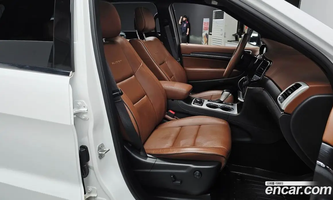 Jeep Cherokee 2020 3.6 автомат (гидро), фото 16