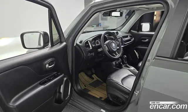 Jeep Renegade 2019 2.4 автомат (гидро), миниатюра 12
