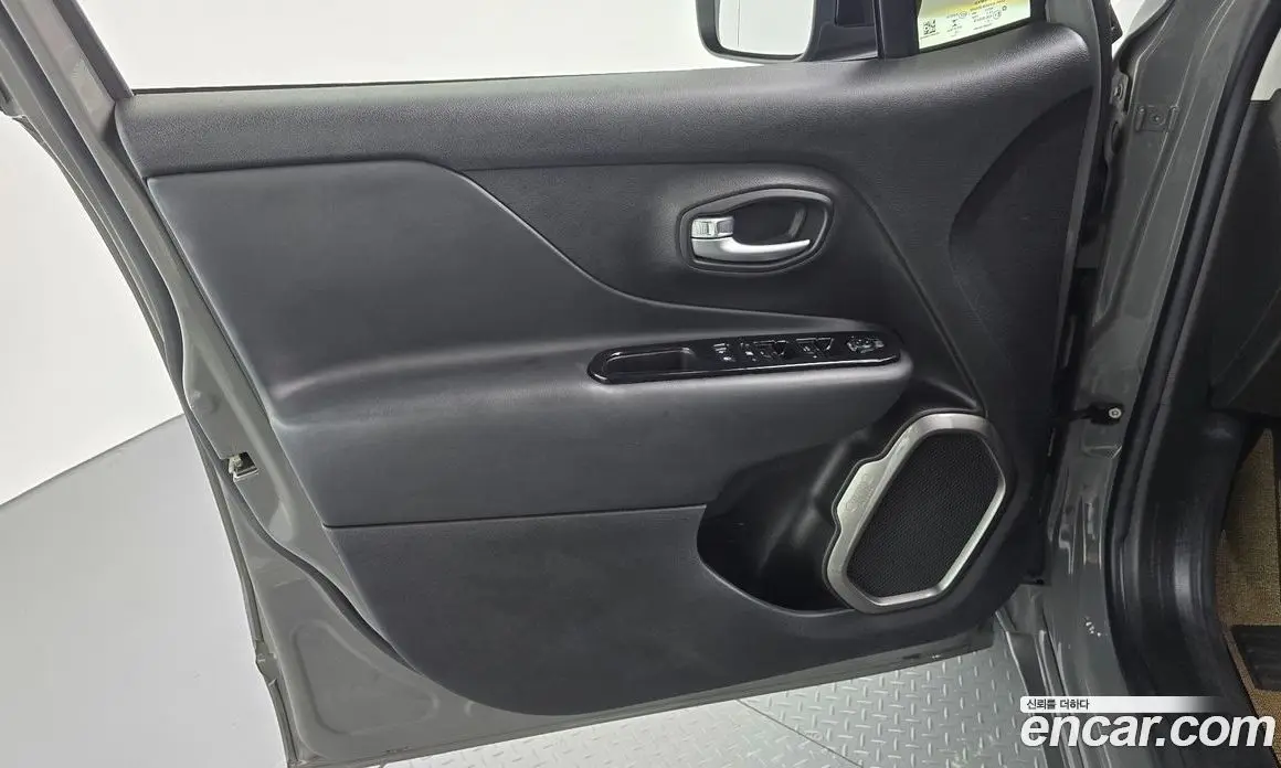 Jeep Renegade 2019 2.4 автомат (гидро), фото 13