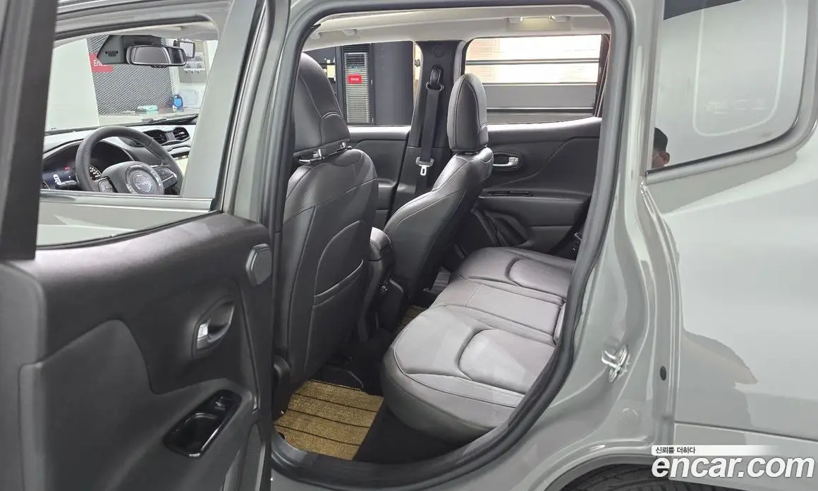 Jeep Renegade 2019 2.4 автомат (гидро), фото 16