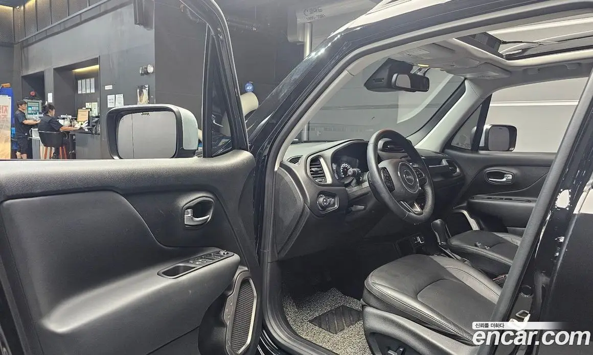 Jeep Renegade 2022 1.3 автомат (гидро), фото 13
