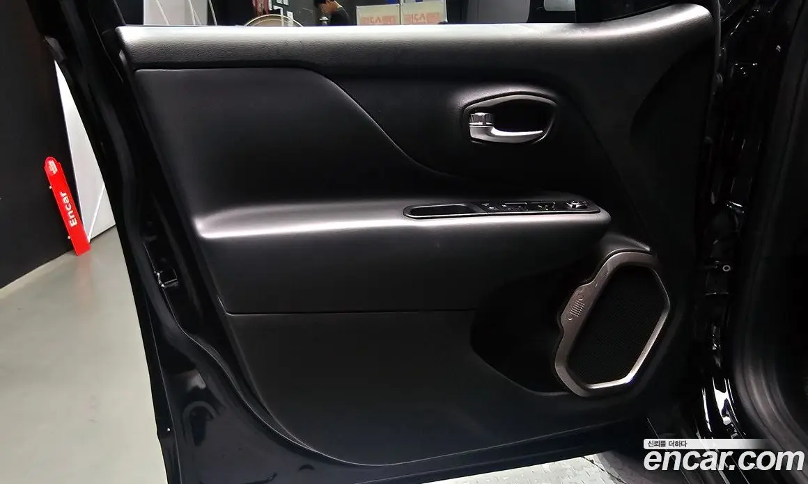 Jeep Renegade 2022 1.3 автомат (гидро), фото 14