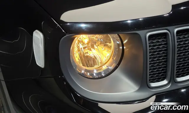 Jeep Renegade 2022 1.3 автомат (гидро), миниатюра 8