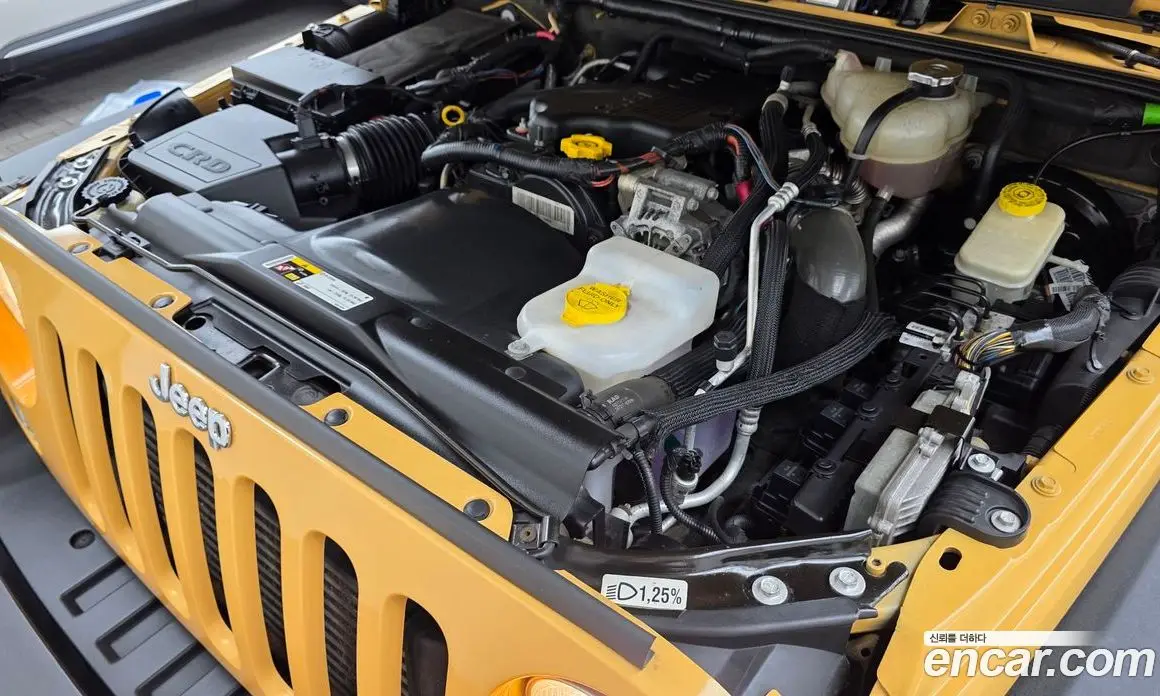 Jeep Wrangler 2014 2.8 автомат (гидро), фото 6 Jeep Wrangler 2014 2.8 автомат (гидро), фото 6