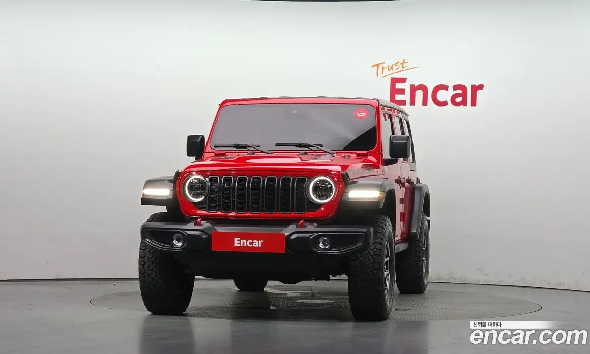 Jeep Wrangler 2024 2.0 автомат (гидро), фото 3