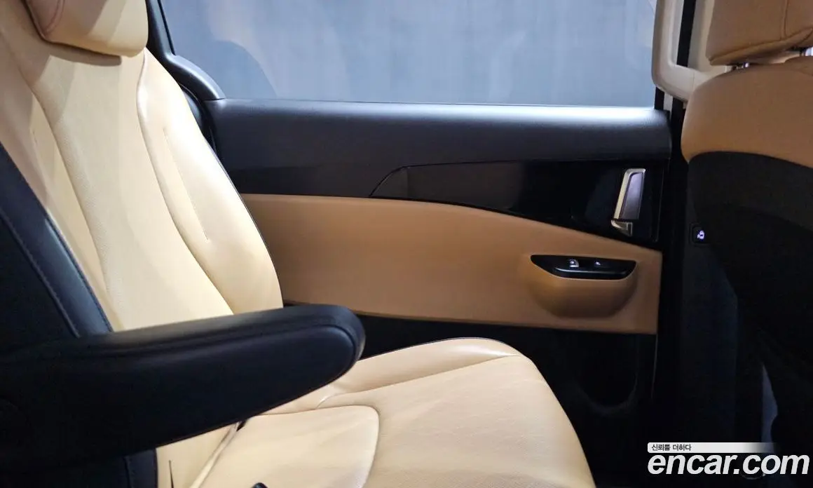 Kia Carnival 2022 2.2 автомат (гидро), фото 15 Kia Carnival 2022 2.2 автомат (гидро), фото 15