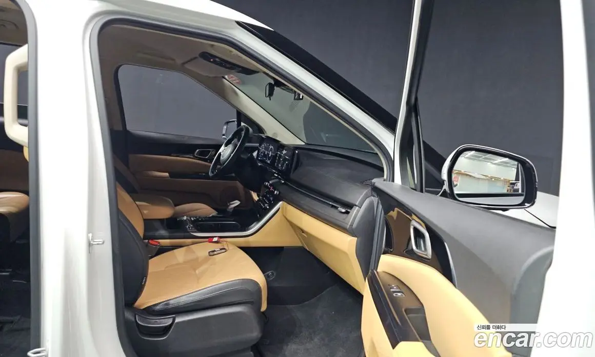 Kia Carnival 2022 2.2 автомат (гидро), фото 17 Kia Carnival 2022 2.2 автомат (гидро), фото 17