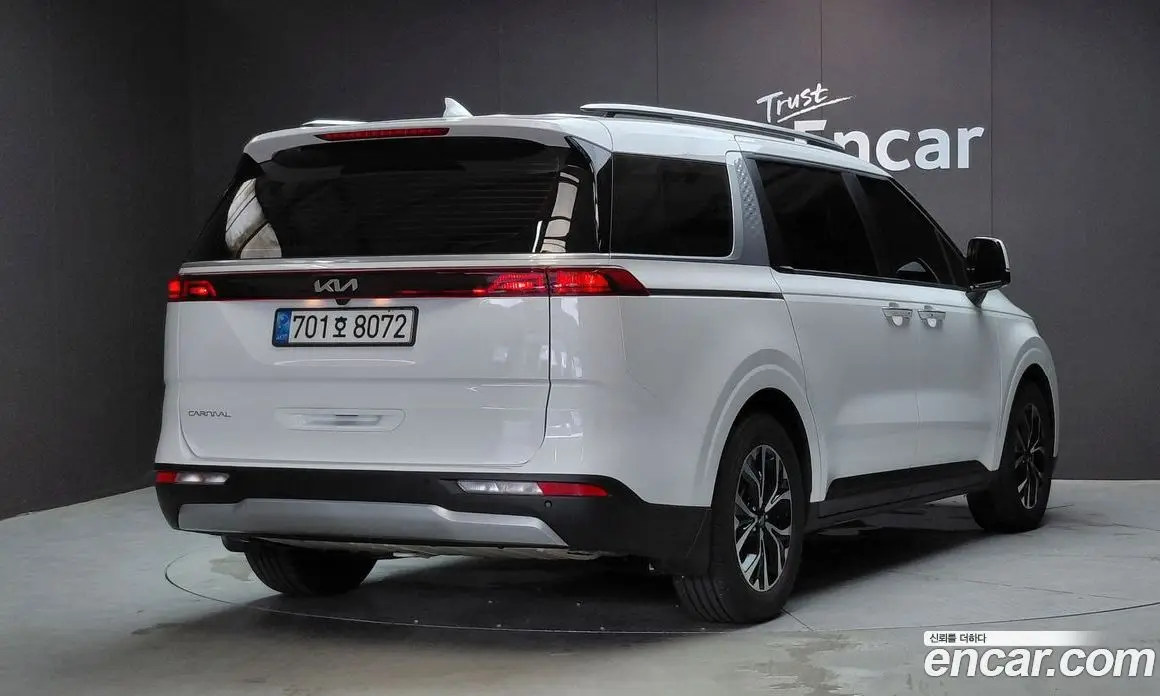 Kia Carnival 2022 3.5 автомат (гидро), фото 2 Kia Carnival 2022 3.5 автомат (гидро), фото 2