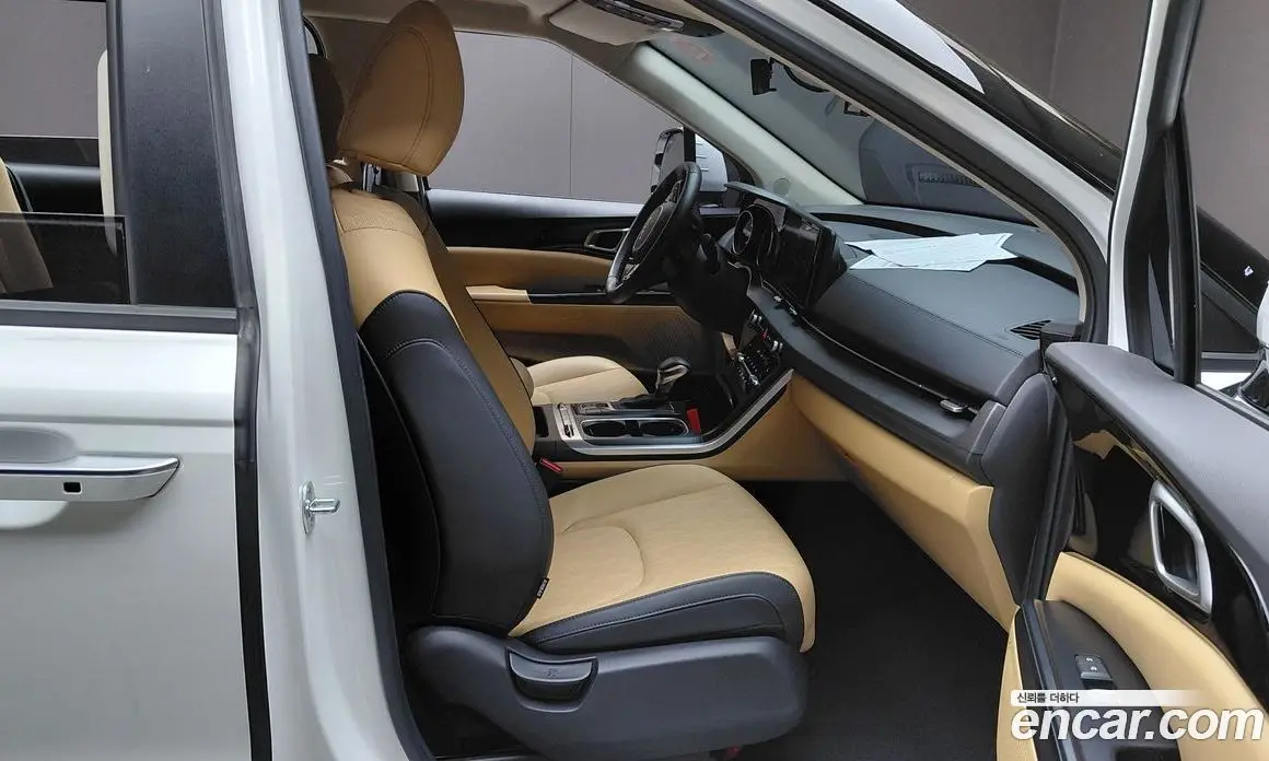 Kia Carnival 2022 3.5 автомат (гидро), фото 16 Kia Carnival 2022 3.5 автомат (гидро), фото 16