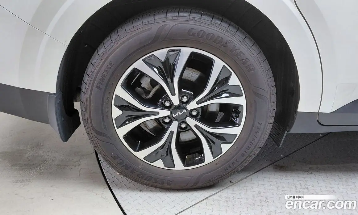 Kia Carnival 2022 3.5 автомат (гидро), фото 5 Kia Carnival 2022 3.5 автомат (гидро), фото 5