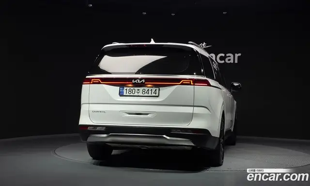 Kia Carnival 2023 3.5 автомат (гидро), миниатюра 4