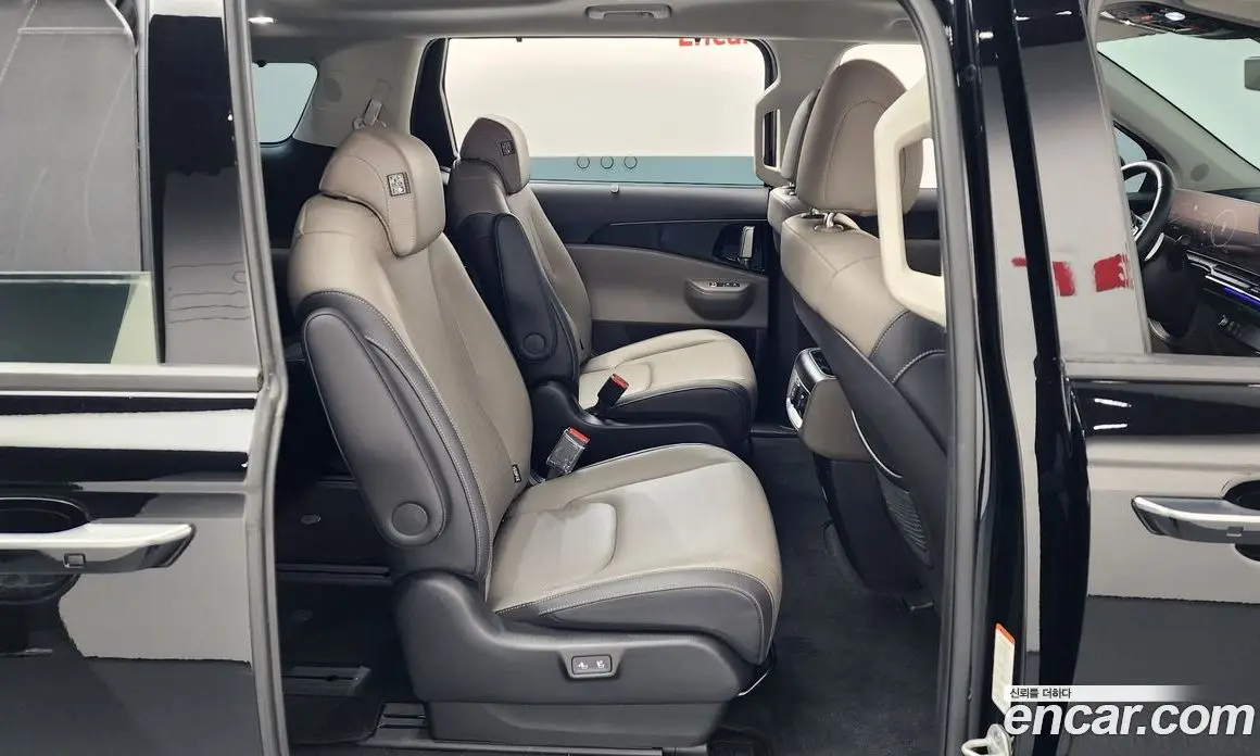 Kia Carnival 2024 3.5 автомат (гидро), фото 17