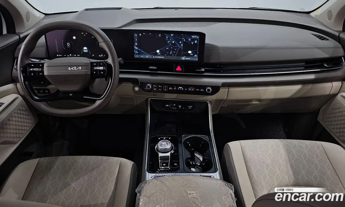 Kia Carnival 2025 2.2 автомат (гидро), фото 9 Kia Carnival 2025 2.2 автомат (гидро), фото 9