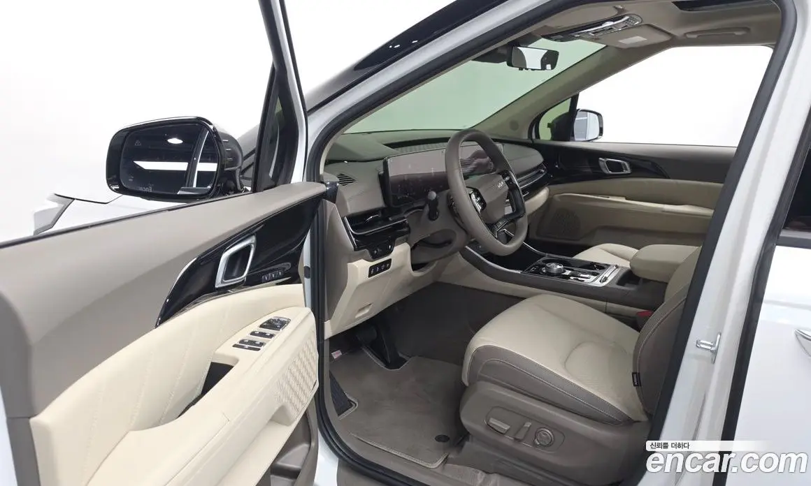 Kia Carnival 2026 1.6 автомат (гидро), фото 13 Kia Carnival 2026 1.6 автомат (гидро), фото 13