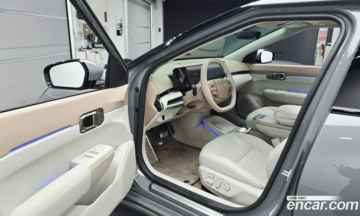 Kia EV4 2025 0.2 автомат (гидро), фото 13 Kia EV4 2025 0.2 автомат (гидро), фото 13
