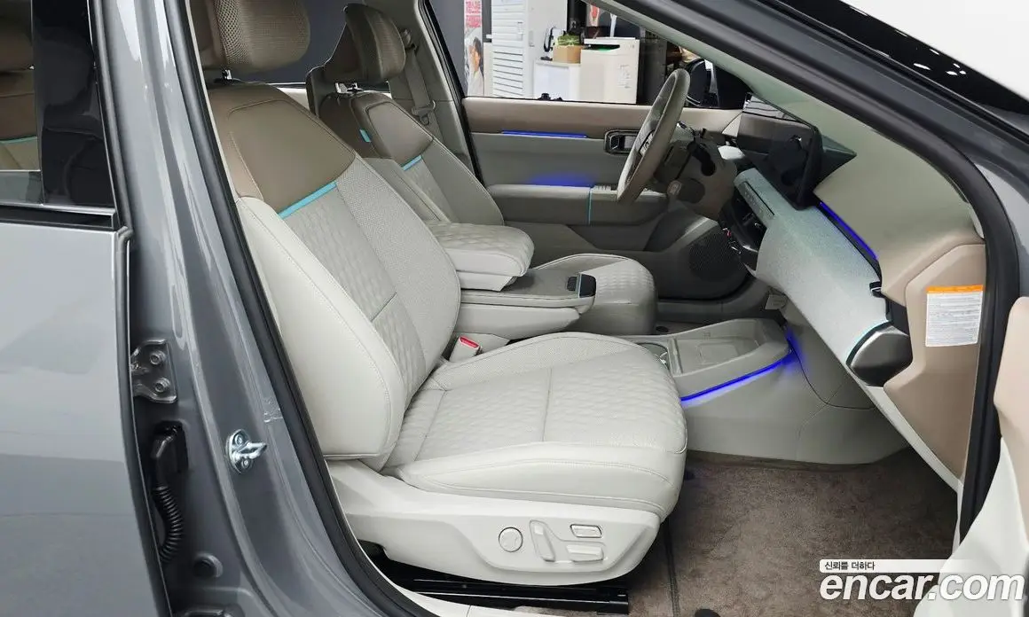 Kia EV4 2025 0.2 автомат (гидро), фото 16 Kia EV4 2025 0.2 автомат (гидро), фото 16
