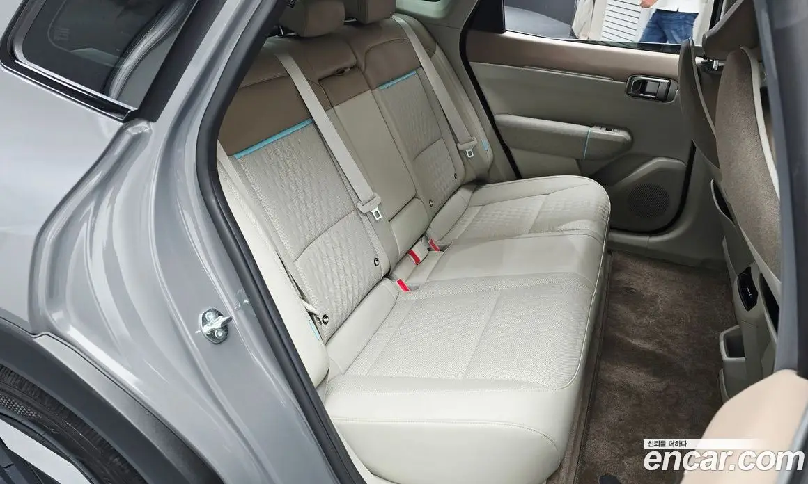 Kia EV4 2025 0.2 автомат (гидро), фото 17 Kia EV4 2025 0.2 автомат (гидро), фото 17