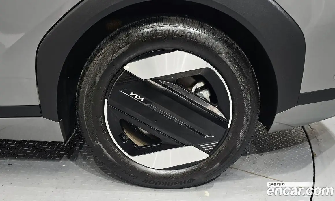 Kia EV4 2025 0.2 автомат (гидро), фото 7 Kia EV4 2025 0.2 автомат (гидро), фото 7
